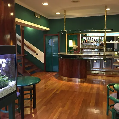 Hotel Business 3*