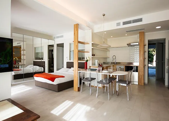 Hotel Business 3*