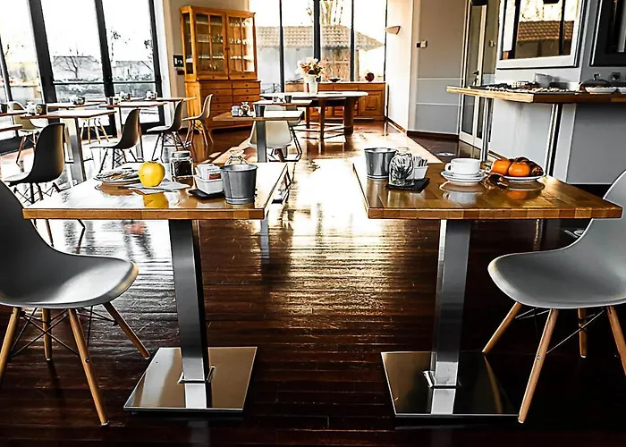 Business Hotel 3*