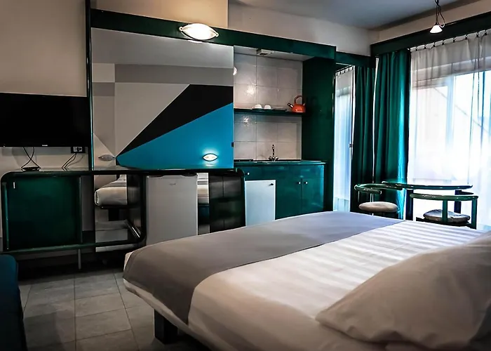 Business Hotel 3*